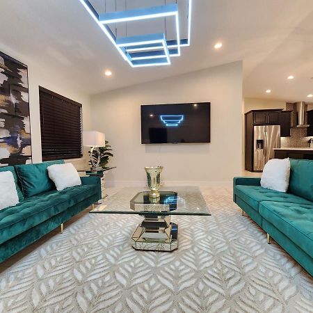 The Villa Orlando@College Park. Sleeps16 Exterior foto