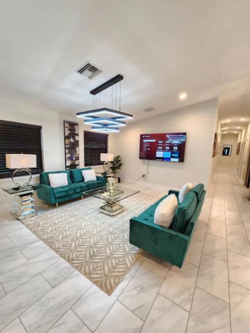 The Villa Orlando@College Park. Sleeps16 Exterior foto